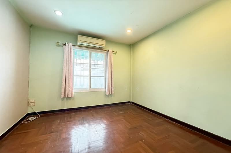 Lumpini-Bang Bua Thong, Nonthaburi, Phimonrat, Bang Bua Thong, Nonthaburi, 3 Bedrooms, 110 sqm, Townhouse For Sale, by คุณหนึ่ง, 500318750 - DDproperty.com