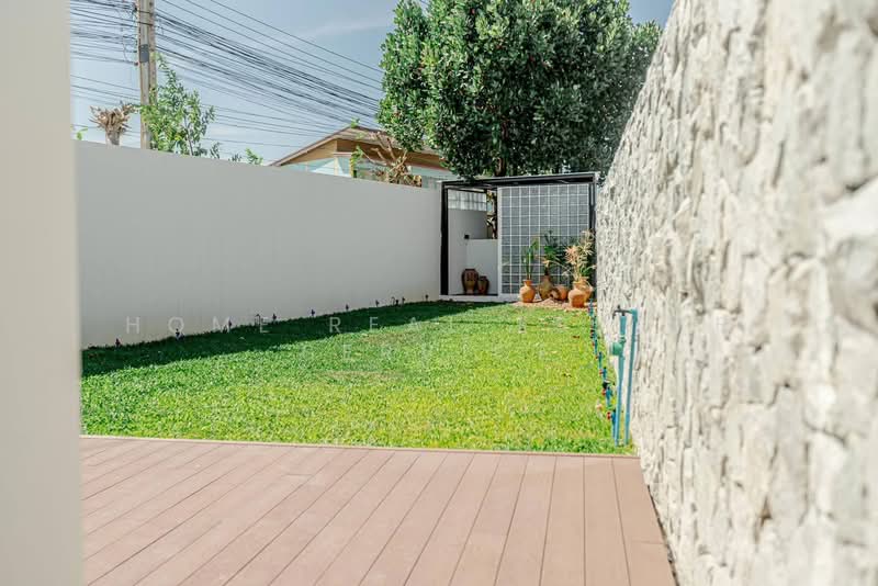 Pool Villa ถนนเขามะกอก 1, Chon Buri (Pattaya), Bang Lamung, Bang Lamung (Pattaya), Chon Buri (Pattaya), 4 Bedrooms, 411 sqm, Villa For Sale, by HOME Real Estate Service, 500318829 - DDproperty.com