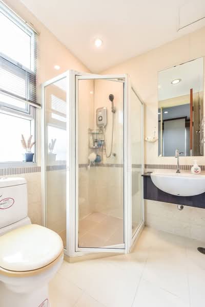 Baan Klang Krung Siam-Pathumwan, Bangkok, Petchburi Road, Thanon Phetchaburi, Ratchathewi, Bangkok, 3 Bedrooms, 140 sqm, Condo For Rent, by Nutnaree Nakkaew, 500318903 - DDproperty.com