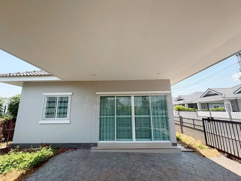 บ้านให้เช่า – ใกล้มหาวิทยาลัยแม่โจ้ เพียง 10 นาที ค่าเช่า 15,000 บาท / เดือน No.11H648, Chiang Mai, Pa Phai, San Sai, Chiang Mai, 3 Bedrooms, 100 sqm, Single Detached House For Rent, by Rutchaporn Tunsiri, 500318917 - DDproperty.com