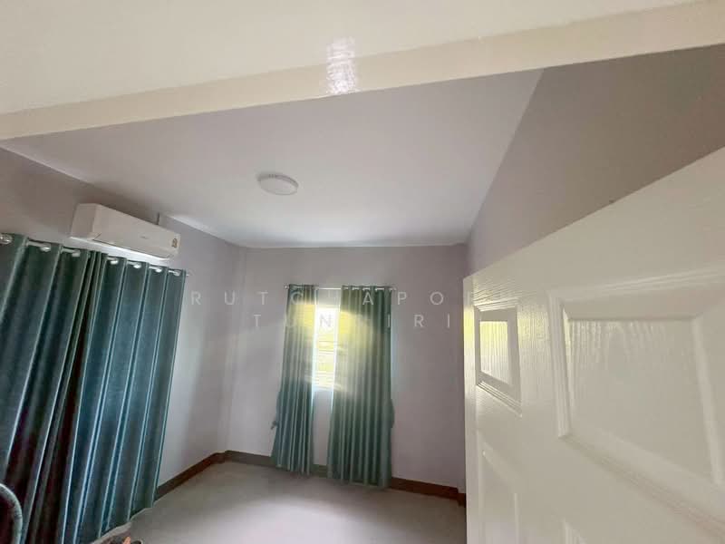 บ้านให้เช่า – ใกล้มหาวิทยาลัยแม่โจ้ เพียง 10 นาที ค่าเช่า 15,000 บาท / เดือน No.11H648, Chiang Mai, Pa Phai, San Sai, Chiang Mai, 3 Bedrooms, 100 sqm, Single Detached House For Rent, by Rutchaporn Tunsiri, 500318917 - DDproperty.com