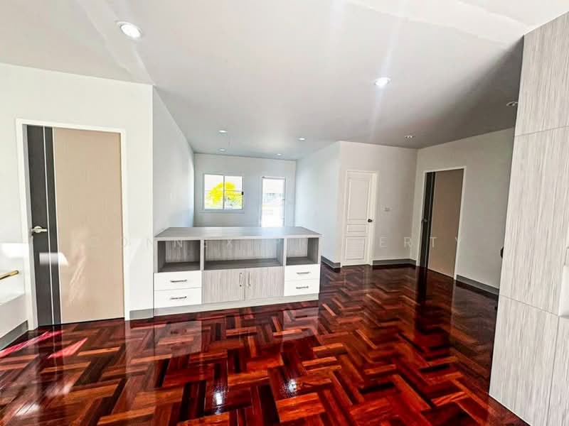 Perfect Place Ramkhamhaeng 164, Bangkok, Soi Ramkhamhaeng 164, Saphan Sung, Bangkok, 3 Bedrooms, 400 sqm, Single Detached House For Sale, by Connex Property, 500318963 - DDproperty.com