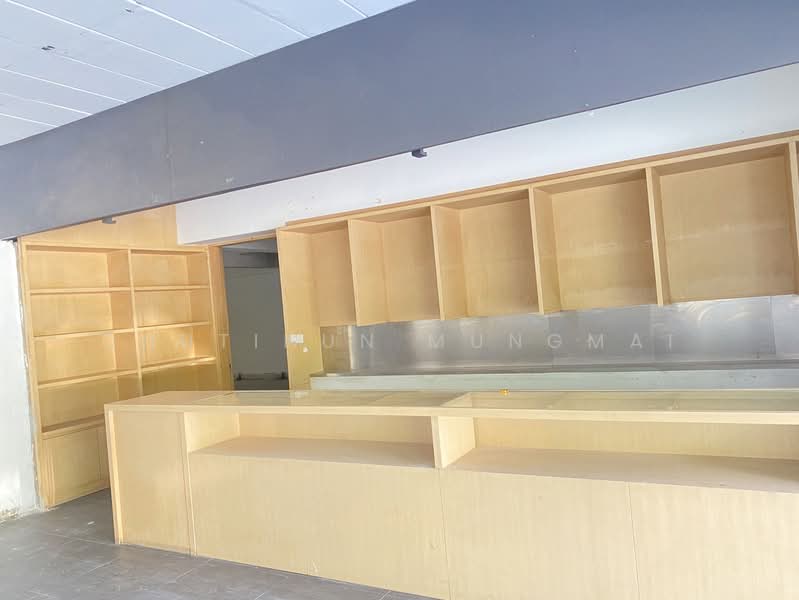 Space for Rent in Thonglor 3-Minute from BTS Ideal for Restaurant, Retail Business, กรุงเทพ, คลองตันเหนือ, วัฒนา, กรุงเทพ, 220 ตร.ม., พื้นที่ขายของ ให้เช่า, โดย Chutinun Mungmai, 500319018 - DDproperty.com