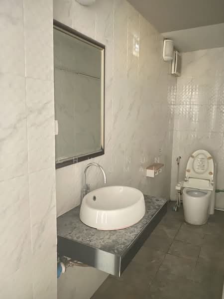 Space for Rent in Thonglor 3-Minute from BTS Ideal for Restaurant, Retail Business, กรุงเทพ, คลองตันเหนือ, วัฒนา, กรุงเทพ, 220 ตร.ม., พื้นที่ขายของ ให้เช่า, โดย Chutinun Mungmai, 500319018 - DDproperty.com