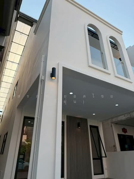 หมู่บ้านเมืองเพชรวิลเลจ, Bangkok, Chim Plee, Taling Chan, Bangkok, 3 Bedrooms, 120 sqm, Townhouse For Sale, by สรภพ ยอดไชย (สีฝุ่น), 500319048 - DDproperty.com