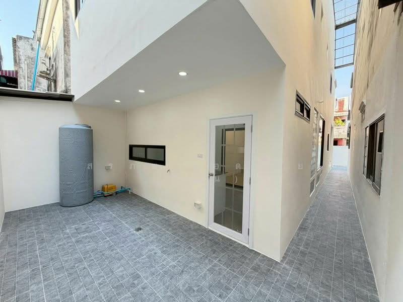 หมู่บ้านเมืองเพชรวิลเลจ, Bangkok, Chim Plee, Taling Chan, Bangkok, 3 Bedrooms, 120 sqm, Townhouse For Sale, by สรภพ ยอดไชย (สีฝุ่น), 500319048 - DDproperty.com