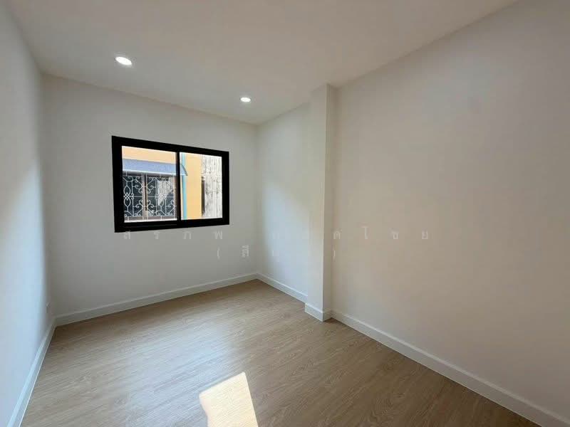 หมู่บ้านเมืองเพชรวิลเลจ, Bangkok, Chim Plee, Taling Chan, Bangkok, 3 Bedrooms, 120 sqm, Townhouse For Sale, by สรภพ ยอดไชย (สีฝุ่น), 500319048 - DDproperty.com