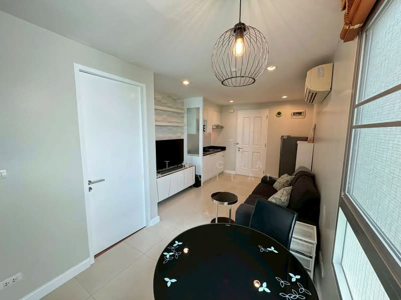 The Clover Thonglor Residence, Bangkok, Soi Sukhumvit 55, Khlong Tan Nua, Watthana, Bangkok, 1 Bedroom, 37 sqm, Condo For Rent, by Natnicha Khamvilai, 500319075 - DDproperty.com