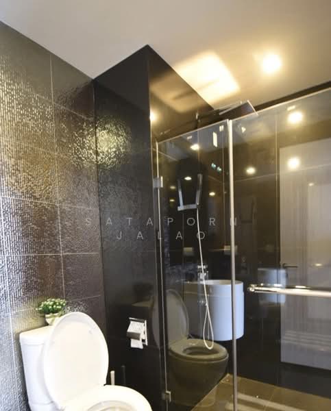 Rhythm Sukhumvit 36-38, Bangkok, 55 Soi Sukhumvit 36, Sukhumvit Road, Phra Kanong, Khlong Toei, Bangkok, 1 Bedroom, 33 sqm, Condo For Rent, by Sataporn Jalao, 500319077 - DDproperty.com