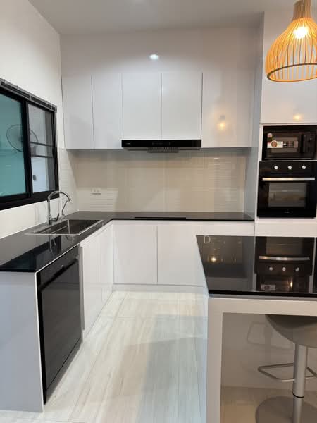 Modern 3BR Villa at Villatown Hua Hin Thap Tai, Peaceful Family Home, Prachuap Khiri Khan, Thap Tai, Hua Hin, Prachuap Khiri Khan, 3 Bedrooms, 250 sqm, Villa For Sale, by Fazwaz (Thailand) Co., Ltd., 500319099 - DDproperty.com