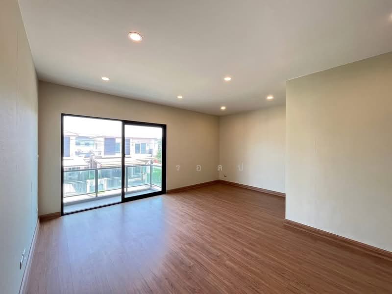 Centro Phahol-Vibhavadi, Pathum Thani, Phaholyothin Frontage Rd, Khlong Nung, Khlong Luang, Pathum Thani, 4 Bedrooms, 200 sqm, Single Detached House For Sale, by วันดี รอดปาน, 500319104 - DDproperty.com
