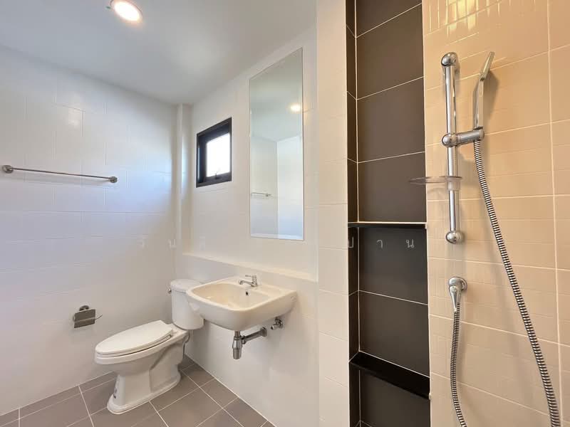 Centro Phahol-Vibhavadi, Pathum Thani, Phaholyothin Frontage Rd, Khlong Nung, Khlong Luang, Pathum Thani, 4 Bedrooms, 200 sqm, Single Detached House For Sale, by วันดี รอดปาน, 500319104 - DDproperty.com