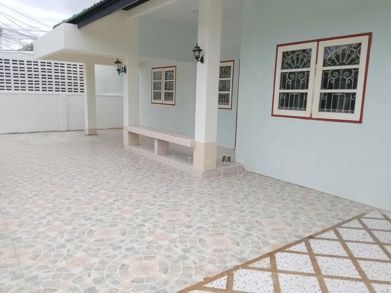 บ้านเดี่ยว 3 ห้องนอนกลางเมืองหัวหิน ทำเลดี ใกล้ทะเลและตลาด, ประจวบคีรีขันธ์, หัวหิน, ประจวบคีรีขันธ์, 80 ตร.ม., บ้านเดี่ยว ขาย, โดย Fazwaz (Thailand) Co., Ltd., 500319141 - DDproperty.com