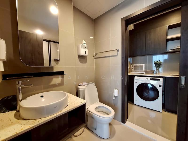 XT Huaikhwang, Bangkok, 244 Ratchadaphisek Road, Huai Khwang, Bangkok, 1 Bedroom, 35 sqm, Condo For Rent, by Natnicha Khamvilai, 500319152 - DDproperty.com