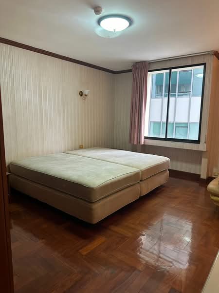 Las Colinas, Bangkok, Sukhumvit 21 Road, Khlongtoei Nua, Watthana, Bangkok, 2 Bedrooms, 148 sqm, Condo For Rent, by Sataporn Jalao, 500319225 - DDproperty.com