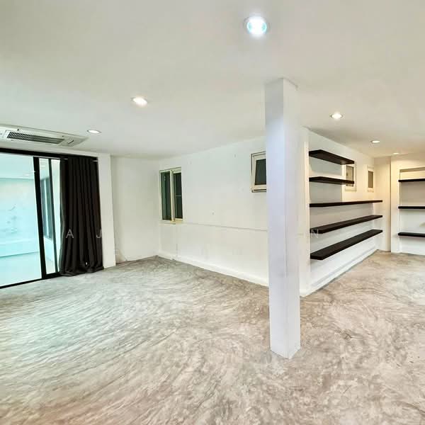 มัณฑนา เลค วัชรพล 2, Bangkok, O-Ngoen, Sai Mai, Bangkok, 3 Bedrooms, 256 sqm, Single Detached House For Sale, by AJHOMECENTER-คุณจูน, 500319253 - DDproperty.com