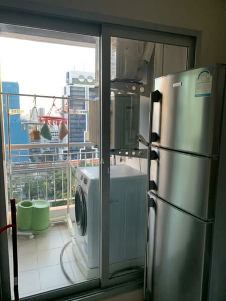 Life @ Sathorn 10, Bangkok, 48 Soi Sathorn 10, Sathorn Road, Silom, Bang Rak, Bangkok, 1 Bedroom, 40 sqm, Condo For Rent, by Sataporn Jalao, 500319270 - DDproperty.com