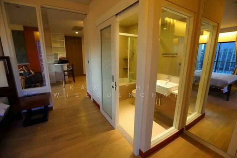 Noble Refine, Bangkok, Soi Sukhumvit 26, Sukhumvit Road, Khong Tan, Khlong Toei, Bangkok, 1 Bedroom, 55 sqm, Condo For Rent, by Kawinthip Wisesdenchai, 500319281 - DDproperty.com