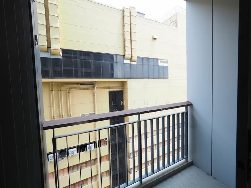 Rhythm Sukhumvit 42, Bangkok, Soi Sukhumvit 42, Sukhumvit Road, Phra Kanong, Khlong Toei, Bangkok, 1 Bedroom, 35 sqm, Condo For Sale, by Kawinthip Wisesdenchai, 500319293 - DDproperty.com
