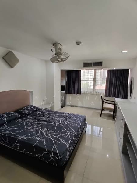 Empire House, Bangkok, Eakamai, Khlong Tan Nua, Watthana, Bangkok, 3 Bedrooms, 181 sqm, Condo For Rent, by Natnicha Khamvilai, 500319328 - DDproperty.com