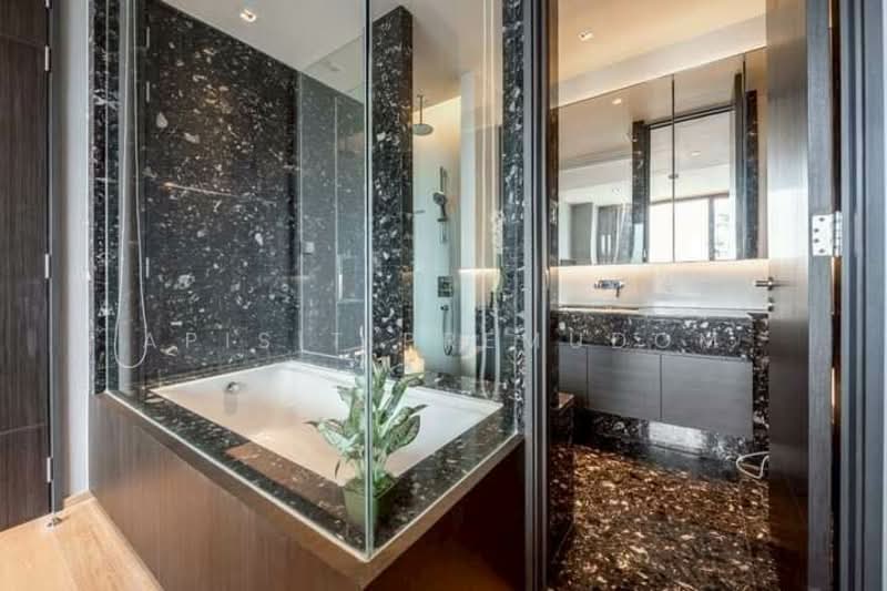 BEATNIQ Sukhumvit 32, Bangkok, Soi Sukhumvit 32, Sukhumvit Road, Khong Tan, Khlong Toei, Bangkok, 1 Bedroom, 58 sqm, Condo For Rent, by Apisit Premudom, 500319358 - DDproperty.com