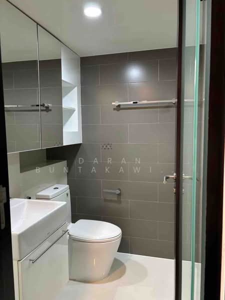 IDEO Morph 38, Bangkok, 88 Sukhumvit Road, Phra Kanong, Khlong Toei, Bangkok, 1 Bedroom, 34 sqm, Condo For Sale, by Daran Buntakawinkul, 500319387 - DDproperty.com