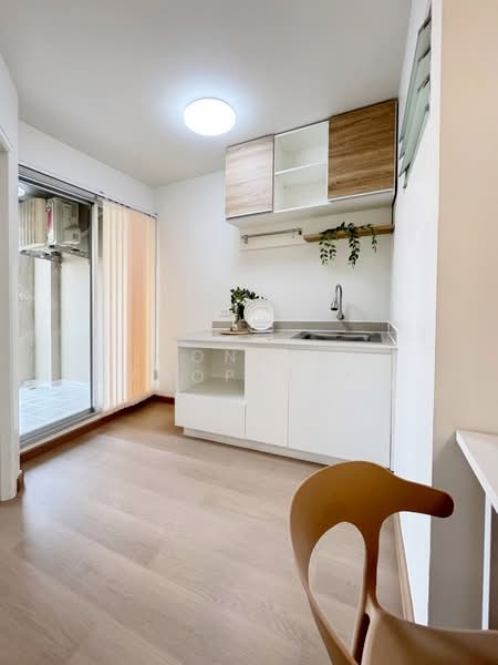 Lumpini Condo Town Bodindecha Ramkhamhaeng, Bangkok, Soi Ramkhamhaeng 43/1, Phlapphla, Wang Thonglang, Bangkok, 1 Bedroom, 28 sqm, Condo For Sale, by Connex Property, 500319403 - DDproperty.com