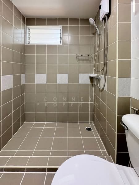 Lumpini Condo Town Bodindecha Ramkhamhaeng, Bangkok, Soi Ramkhamhaeng 43/1, Phlapphla, Wang Thonglang, Bangkok, 1 Bedroom, 28 sqm, Condo For Sale, by Connex Property, 500319415 - DDproperty.com