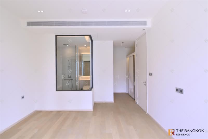 The Strand Thonglor, Bangkok, 36 Soi Sukhumvit 55, Khlong Tan Nua, Watthana, Bangkok, 1 Bedroom, 55 sqm, Condo For Sale, by Sirirut Havee Akehurst, 500319416 - DDproperty.com