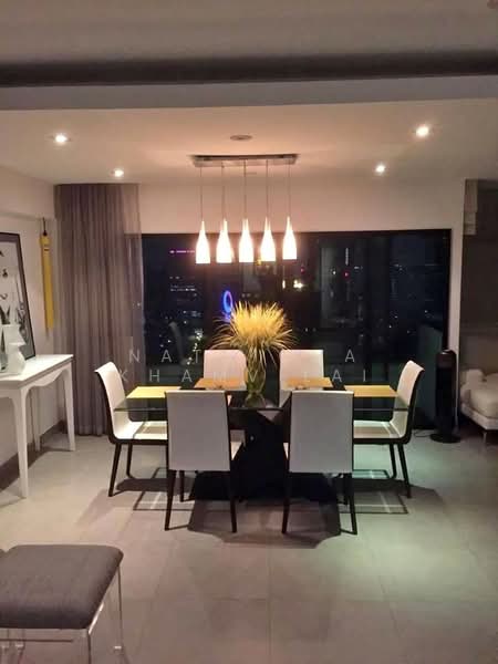 Sathorn Gardens, Bangkok, 39 South Sathorn Road, Thung Maha Mek, Sathon, Bangkok, 3 Bedrooms, 230 sqm, Condo For Sale, by Natnicha Khamvilai, 500319421 - DDproperty.com