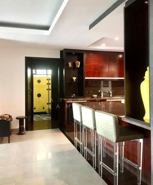 Sathorn Gardens, Bangkok, 39 South Sathorn Road, Thung Maha Mek, Sathon, Bangkok, 3 Bedrooms, 230 sqm, Condo For Sale, by Natnicha Khamvilai, 500319421 - DDproperty.com
