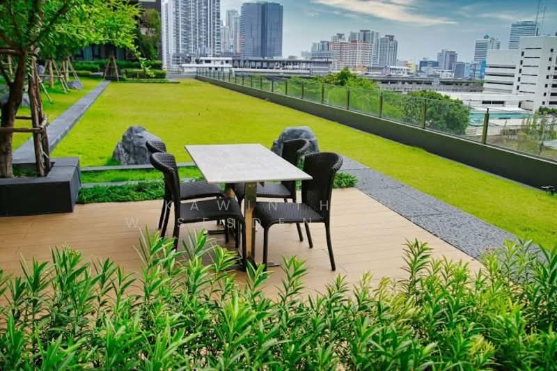 Life Asoke, Bangkok, Asoke-Dindang Road, Bang Kapi, Huai Khwang, Bangkok, 1 Bedroom, 29 sqm, Condo For Rent, by Kawinthip Wisesdenchai, 500319483 - DDproperty.com