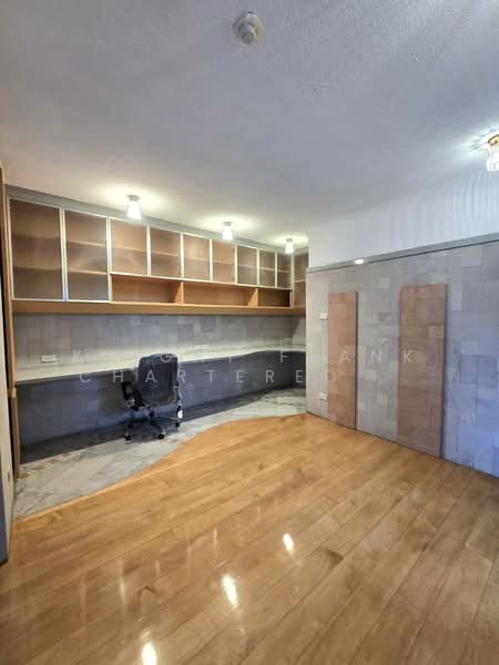 Sithakarn Condominium, Bangkok, 19 22 Chit Lom Alley, Lumphini, Pathum Wan, Bangkok, 2 Bedrooms, 245 sqm, Condo For Rent, by Knight Frank Chartered (Thailand) Co.,Ltd, 500319490 - DDproperty.com