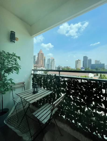 Voque Sukhumvit 16, Bangkok, Soi Sukhumvit 16, Khlong Toei, Bangkok, 1 Bedroom, 40 sqm, Condo For Rent, by Kawinthip Wisesdenchai, 500319499 - DDproperty.com