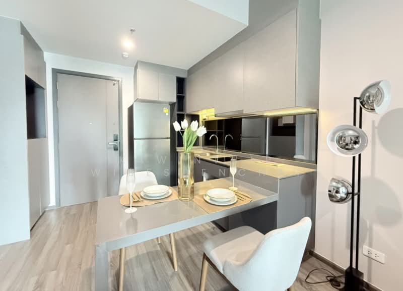 IDEO Chula-Samyan, Bangkok, Si Phraya Road, Maha Phrutharam, Bang Rak, Bangkok, 2 Bedrooms, 45 sqm, Condo For Rent, by Kawinthip Wisesdenchai, 500319600 - DDproperty.com