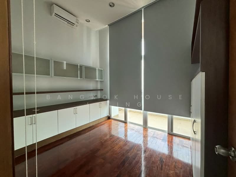 The Residence Sukhumvit 24, Bangkok, Soi Sukhumvit 24, Khong Tan, Khlong Toei, Bangkok, 5 Bedrooms, 640 sqm, Condo For Rent, by Bangkok House Living, 500319658 - DDproperty.com