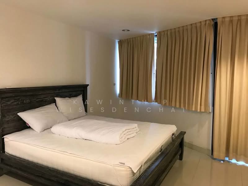 The Royal Place 1, Bangkok, Rajdamri, Lumphini, Pathum Wan, Bangkok, 1 Bedroom, 146 sqm, Condo For Rent, by Kawinthip Wisesdenchai, 500319672 - DDproperty.com
