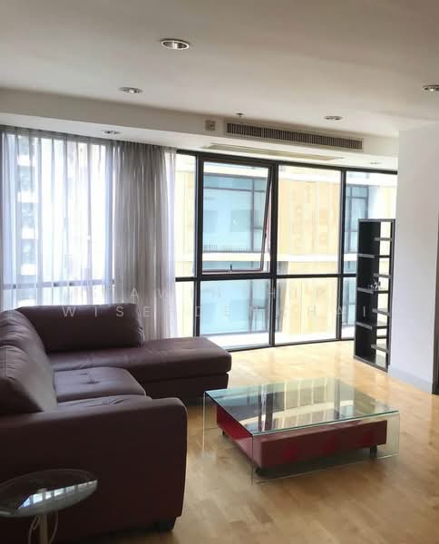 The Royal Place 1, Bangkok, Rajdamri, Lumphini, Pathum Wan, Bangkok, 1 Bedroom, 146 sqm, Condo For Rent, by Kawinthip Wisesdenchai, 500319672 - DDproperty.com
