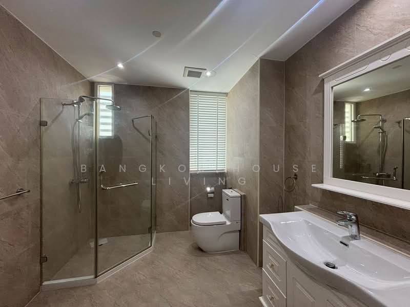 Ideal 24, Bangkok, 85 Sukhumvit 24 Alley, Khong Tan, Khlong Toei, Bangkok, 4 Bedrooms, 329 sqm, Condo For Rent, by Bangkok House Living, 500319716 - DDproperty.com