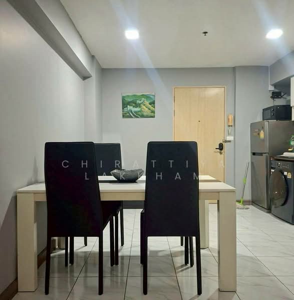 My Resort Bangkok, Bangkok, 1724 Petchaburi Road, Bang Kapi, Huai Khwang, Bangkok, 2 Bedrooms, 65 sqm, Condo For Rent, by Chirattiya Lakkham, 500319745 - DDproperty.com