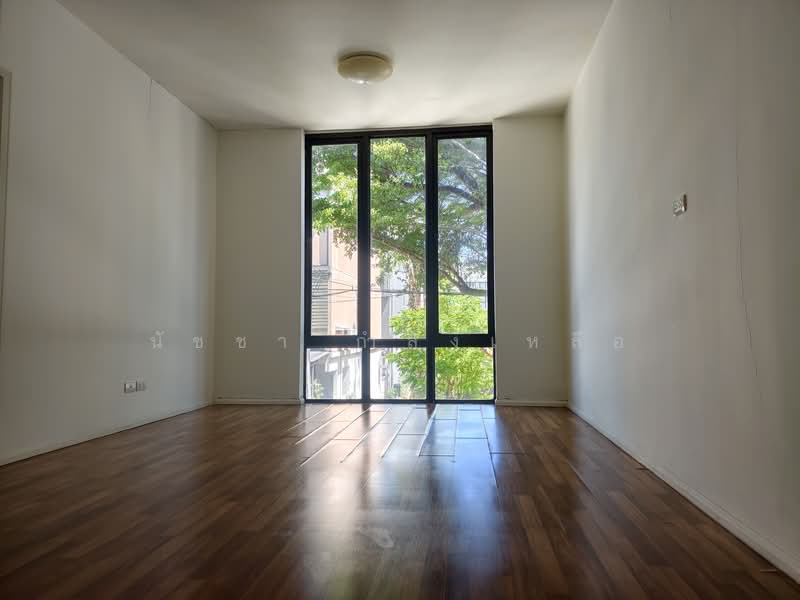 Areeya Tobe Kaset-Nawamintr, Bangkok, Lat Pla Khao Road, Chorake Bua, Lat Phrao, Bangkok, 3 Bedrooms, 150 sqm, Townhouse For Sale, by นัชชา กำลังเหลือ, 500319771 - DDproperty.com