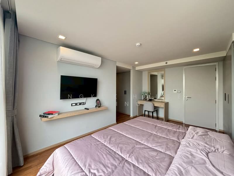 Piya Apartment Sukhumvit 15, Bangkok, 99 Sukhumvit 15, Khlongtoei Nua, Watthana, Bangkok, 3 Bedrooms, 142 sqm, Condo For Rent, by Bangkok House Living, 500319793 - DDproperty.com