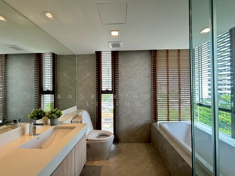 Piya Apartment Sukhumvit 15, Bangkok, 99 Sukhumvit 15, Khlongtoei Nua, Watthana, Bangkok, 3 Bedrooms, 142 sqm, Condo For Rent, by Bangkok House Living, 500319793 - DDproperty.com