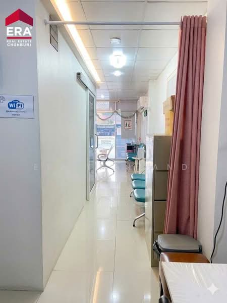 อาคารพาณิชย์ 3 ชั้น ทำเลดี ติดถนนใหญ่ ปลวกแดง ระยอง, Rayong, Ta Sit, Pluak Daeng, Rayong, , 288 sqm, Shophouse For Sale, by ERA Thailand, 500319818 - DDproperty.com