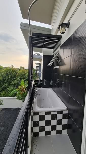 Flora Ville Park City Suwinthawong, Bangkok, Suwinthawong Road, Lam Phak Chi, Nong Chok, Bangkok, 3 Bedrooms, 183 sqm, Single Detached House For Sale, by Connex Property, 500319829 - DDproperty.com