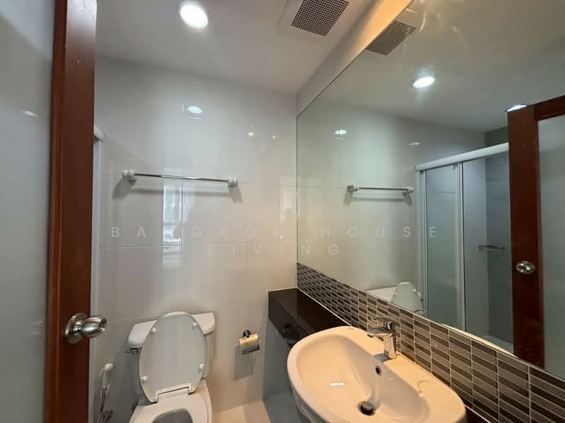 The Residence Sukhumvit 24, Bangkok, Soi Sukhumvit 24, Khong Tan, Khlong Toei, Bangkok, 4 Bedrooms, 320 sqm, Condo For Rent, by Bangkok House Living, 500319841 - DDproperty.com