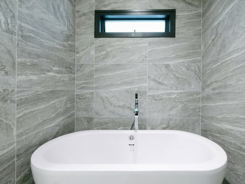 The Esse Sukhumvit 36, Bangkok, Soi Sukhumvit 36, Sukhumvit Road, Phra Kanong, Khlong Toei, Bangkok, 3 Bedrooms, 124 sqm, Condo For Sale, by Decalf Simon, 500319847 - DDproperty.com