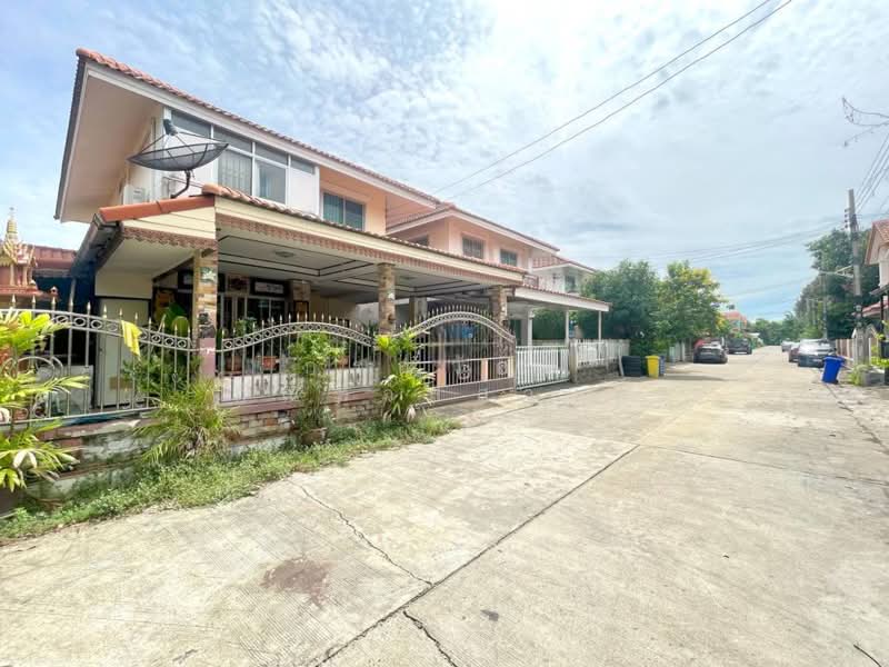 ขาย บ้านแฝด หลังมุม 2 ชั้น หมู่บ้าน เรือนตะวัน บางใหญ่, นนทบุรี, บางใหญ่, นนทบุรี, 110 ตร.ม., บ้านแฝด ขาย, โดย กรณวัสส์ กัณฑวัสส์วงส์, 500319920 - DDproperty.com
