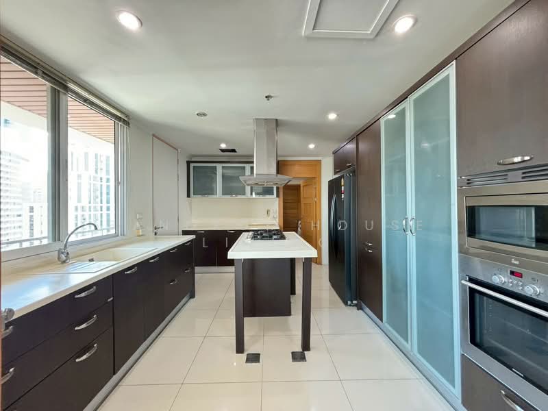 Grand 39 Tower, Bangkok, Soi Sukhumvit 39, Khlong Tan Nua, Watthana, Bangkok, 3 Bedrooms, 270 sqm, Condo For Rent, by Bangkok House Living, 500319956 - DDproperty.com