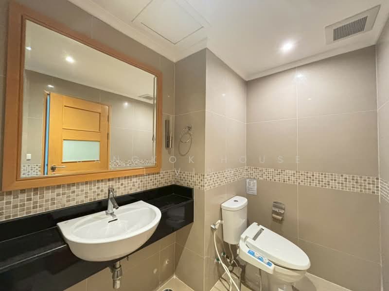 Grand 39 Tower, Bangkok, Soi Sukhumvit 39, Khlong Tan Nua, Watthana, Bangkok, 3 Bedrooms, 270 sqm, Condo For Rent, by Bangkok House Living, 500319956 - DDproperty.com